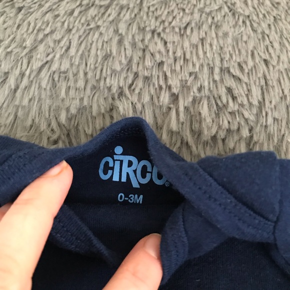 5/$25 CIRCO short sleeve onesie in navy blue - Picture 2 of 2